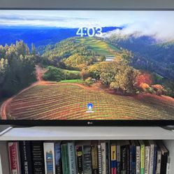 LG 32UN880-B 32" UltraFine Display Ergo UHD 4K IPS Display with HDR 10 Compatibility and USB Type-C Connectivity