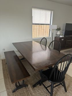 Dining Table Solid Wood 7ft by 3ft 5 inches