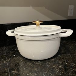 Tramontina 4qt Dutch oven