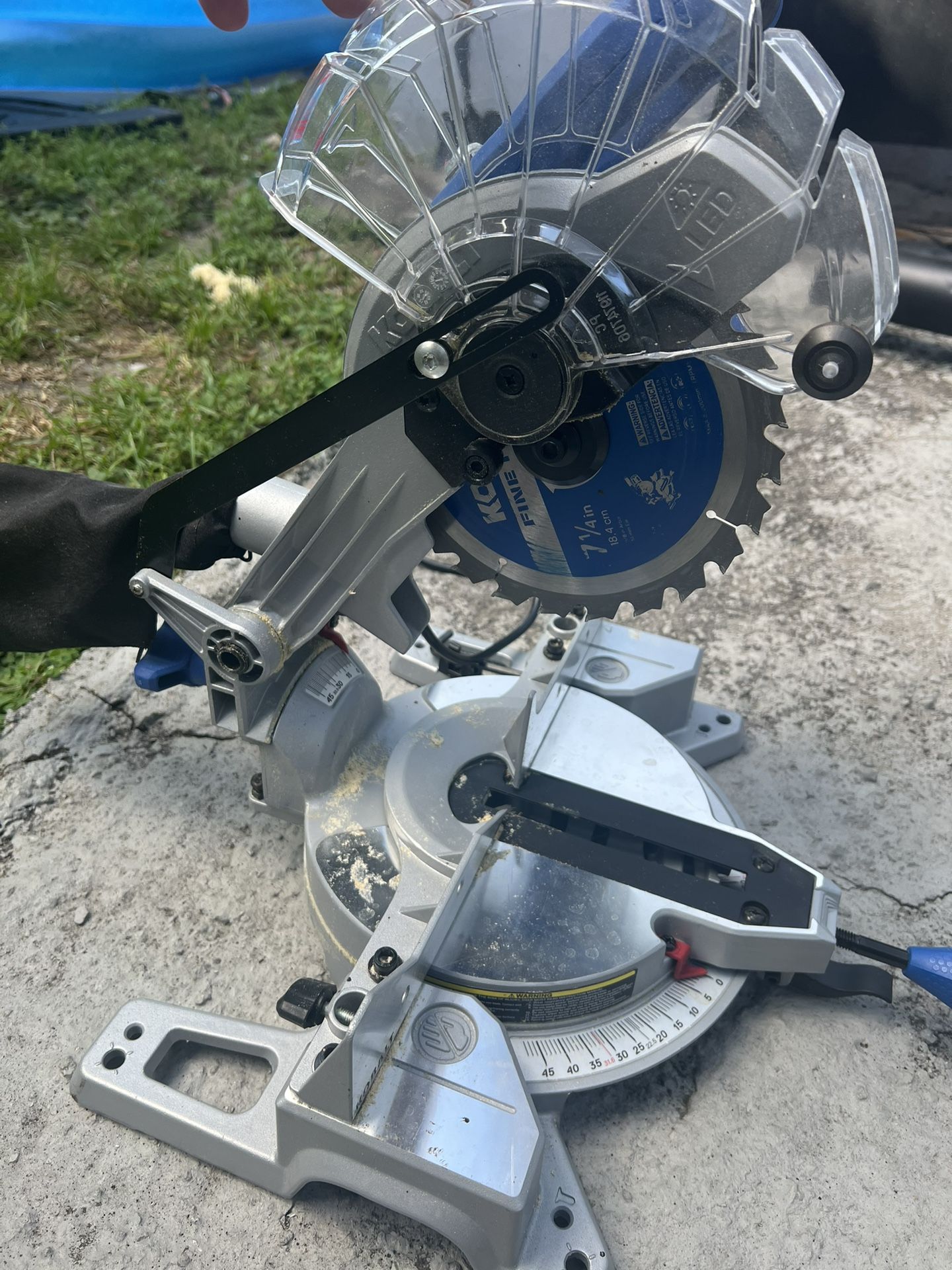 7 1/4 “ Compound Mitre Saw