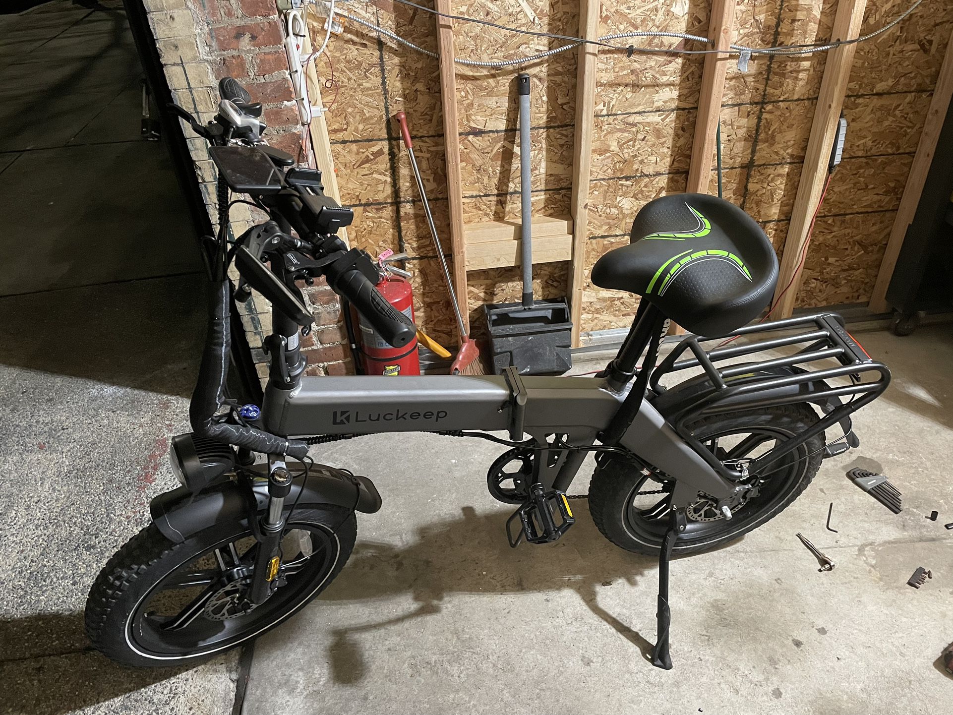Luckeep Electric Bicycle 1200w  30mph 