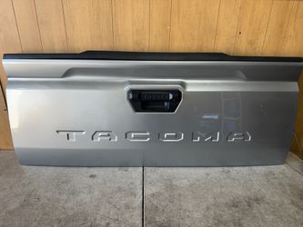 2024 2025 2026 Toyota Tacoma Tailgate