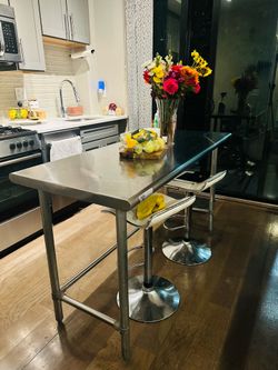 Commercial Stainless Steel Chef’s Table/ Kitchen Island
