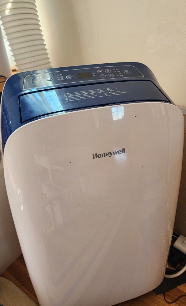 Honeywell 14000 BTU Powerful Window AC
