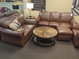 LEATHER COUCH AND LOVESEAT SET