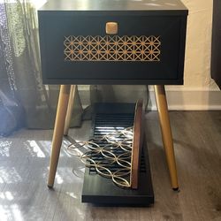 Accent table 