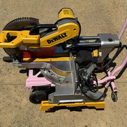 DEWALT Miter Saw & Stand