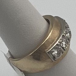 14k YG Ring Size 6
