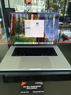Apple 16” MackBook Pro M2 Pro Chip 32 GB RAM 512 SSD! 90 Days Warranty! Financing available!
