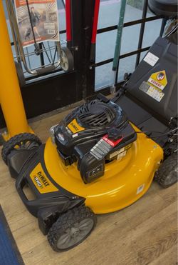 DeWALT Gasoline Lawnmower