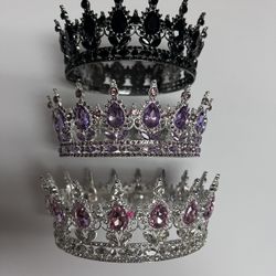 Large Crowns 12 Cm.. 
