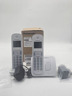 Panasonic KX-TGC202W Cordless Phone 2 Headsets