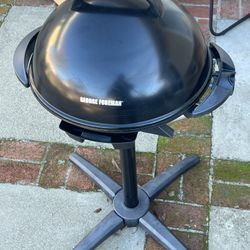 George Foreman Indoor / Outdoor BBQ GIO2000BK Grilling Machine