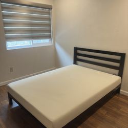 Full Bed Frame With Mattress 