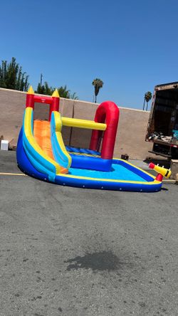 Inflatables bouncer