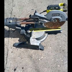 Ryobi Saw