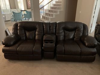 Flawless Leather ultra Comfortable Couch Loveseat 3 piece Set orig. $3500