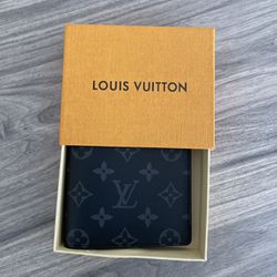 Louis Vuitton Brown Monogram Sweater for Sale in Friendly, MD - OfferUp