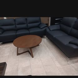*Ad Special!!!*---Sleek Valencia Leather Sofa/Loveseat Sets---Delivery And Financing Available😉
