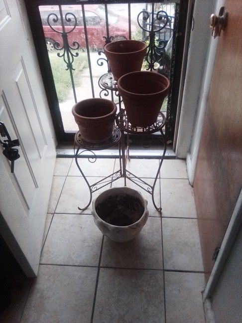 Pots And Plant Stand 