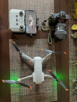 Dji Air 2s w/ Four Batteries and Charging Hub