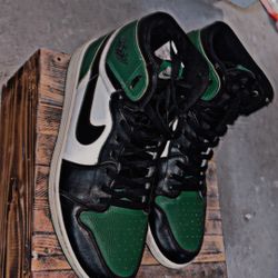 AIR JORDAN 1 HIGH RETRO OG PINE GREEN