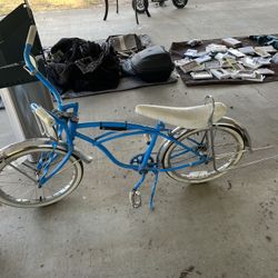 Lowrider Schwinn Bike