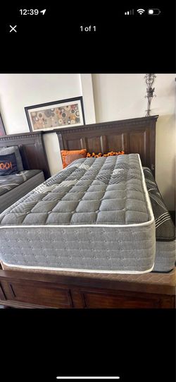 Twin mattress