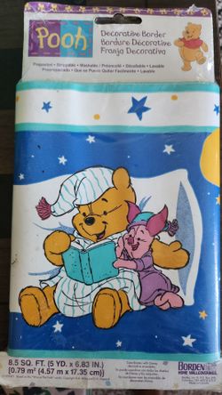 Disney Winnie the Pooh and Piglet bedtime prepasted wallpaper border by Sunworthy