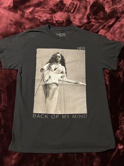 Medium H.E.R T-Shirt