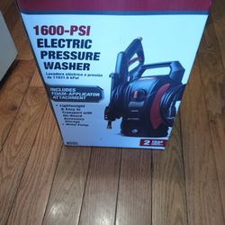 Pressure Washer Brand New Never Opened 
