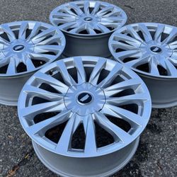 22” CADILLAC ESCALADE PLATINUM LUXURY GMC DENALI YUKON CHEVY TAHOE SUBURBAN FACTORY ORIGINAL OEM 