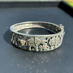 Vintage Art Deco Jewelry .925 Sterling Silver fancy thick cuff elephant 🐘 bracelet 9.00” 20.00mm 35.50g