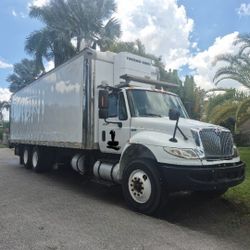 2012 International 4400 Durastar