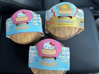 Hello Kitty and Friends Mystery Squishy Dumpling