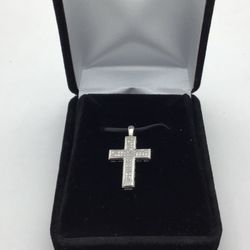 14k White Gold Small Cross Pendant -2.7G-💵  💳  💵  Cash and Card Accepted