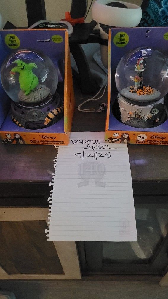 Nightmare Before Christmas Snowglobe