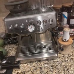 Breville Expresso Machine 