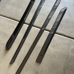 Subaru Outback Side Moldings