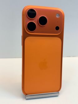 Apple iPhone 17 PRO 256gb. ( Fully Unlocked Phone )