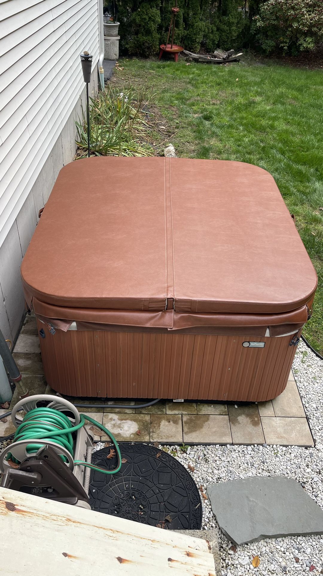HOT TUB COVER - NEVER USED