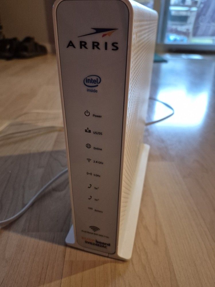 ARRIS SURFboard SVG2482AC DOCSIS 3.0 Cable Modem & AC2350 Wi-Fi Router , Comcast Xfinity Internet
