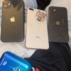 3 iPhones