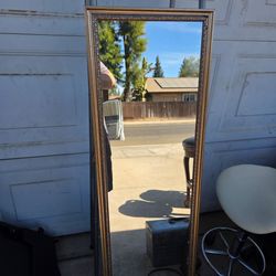 Hanging mirror