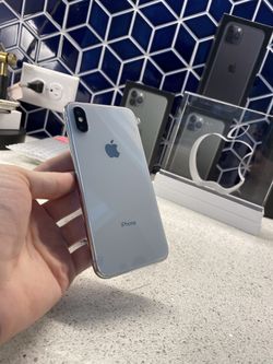 iPhone X 64GB Unlocked to any carrier! Brand new! One year warranty!