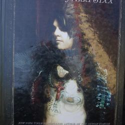 Nikki Sixx's Book "This Is Gunna Hurt" Signed