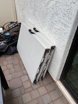 9ft Folding Plastic Utility Table