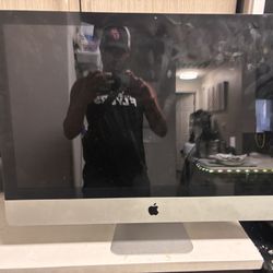 Mac OS X Computer Version 10.7.5