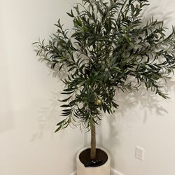 Faux 6.5’ Olive Tree