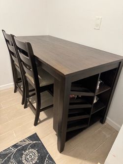 Dining Table with 2 Chairs
